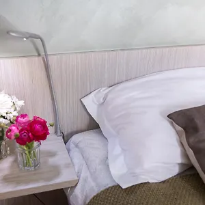 Hotel Dharma Boutique &, Rome
