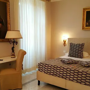 2* Pensión Angel Spagna